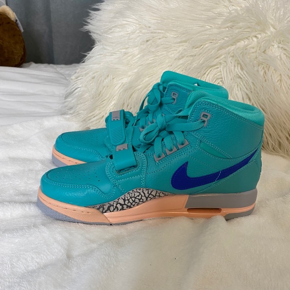 Nike Air Jordan legacy 312 Hyper Jade SZ Boy 7Y - Picture 5 of 13